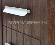 Здесь изображено Тумба Ингрид