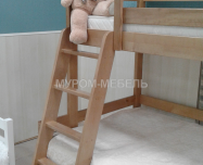 Здесь изображено Кровать Великан 2