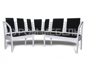 Здесь изображено Уголок Грация с подлокотниками (береза)