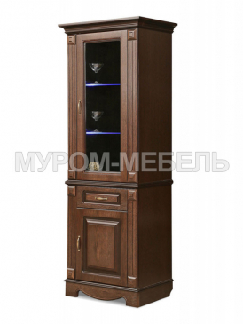 Здесь изображено Сервант Версаль